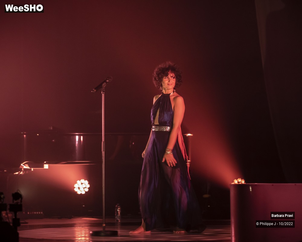 20/20 photos du spectacle Barbara Pravi