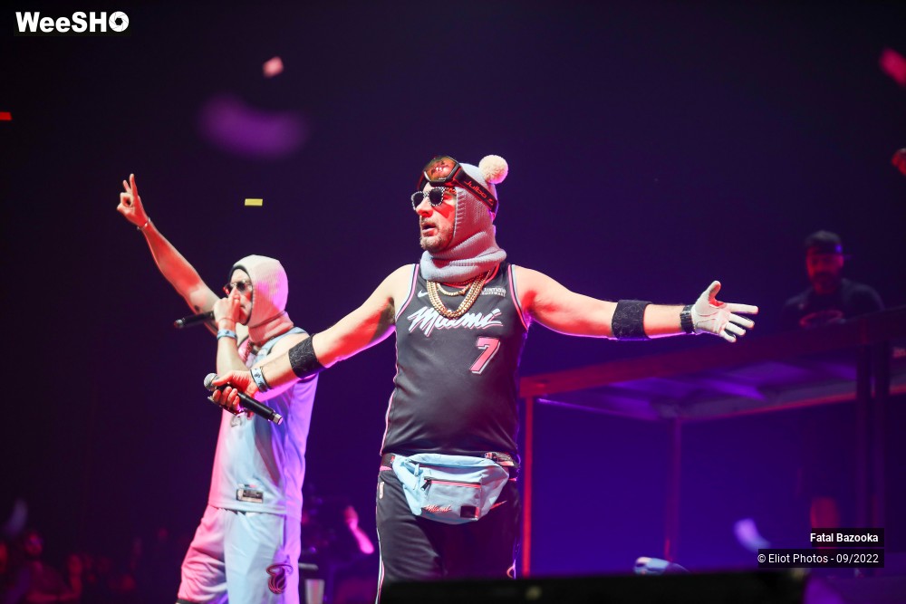 19/89 photos du spectacle Fatal Bazooka