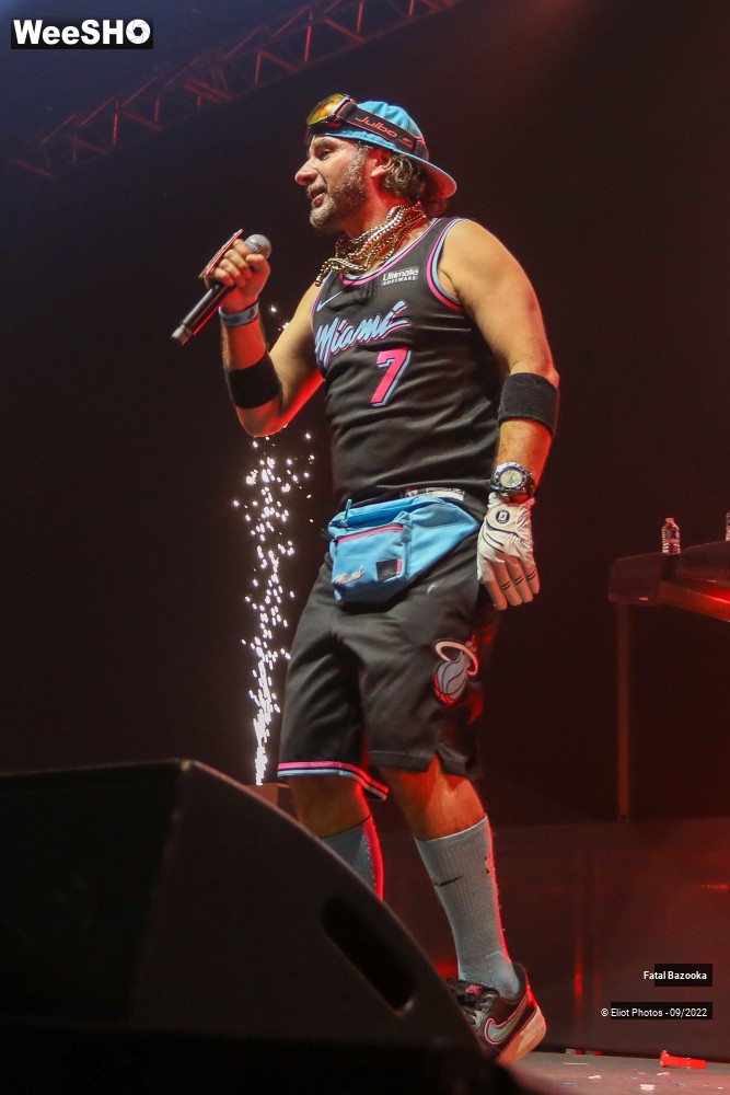 29/89 photos du spectacle Fatal Bazooka