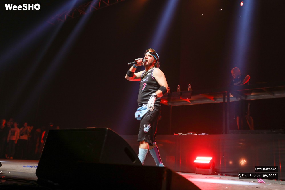 33/89 photos du spectacle Fatal Bazooka