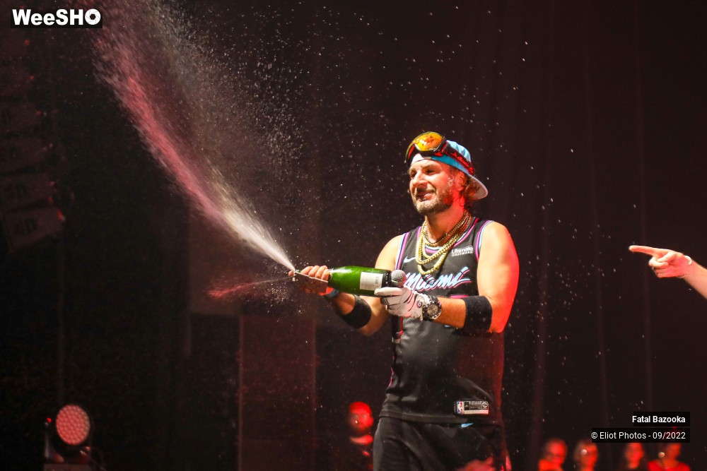 48/89 photos du spectacle Fatal Bazooka