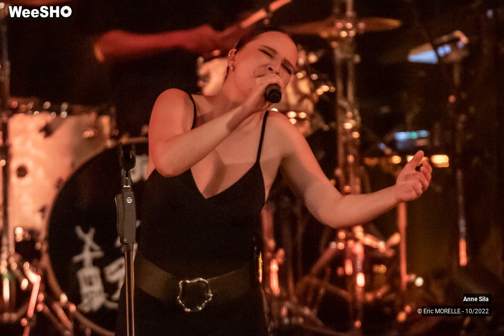 15/50 photos du spectacle Anne Sila