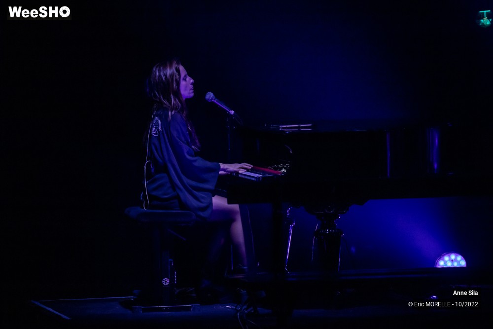 30/50 photos du spectacle Anne Sila