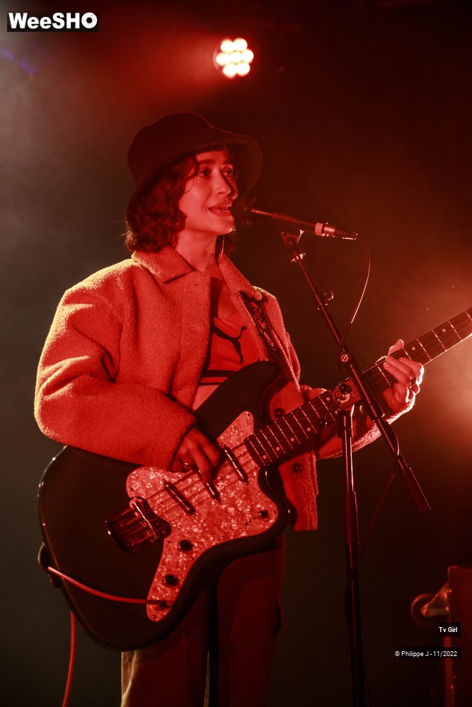 5/20 photos du spectacle Tv Girl