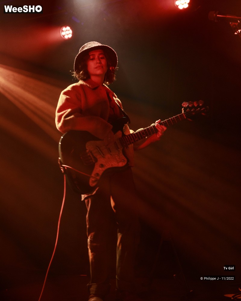 9/20 photos du spectacle Tv Girl