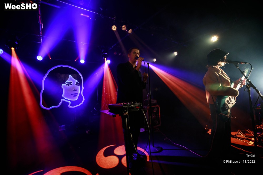 16/20 photos du spectacle Tv Girl