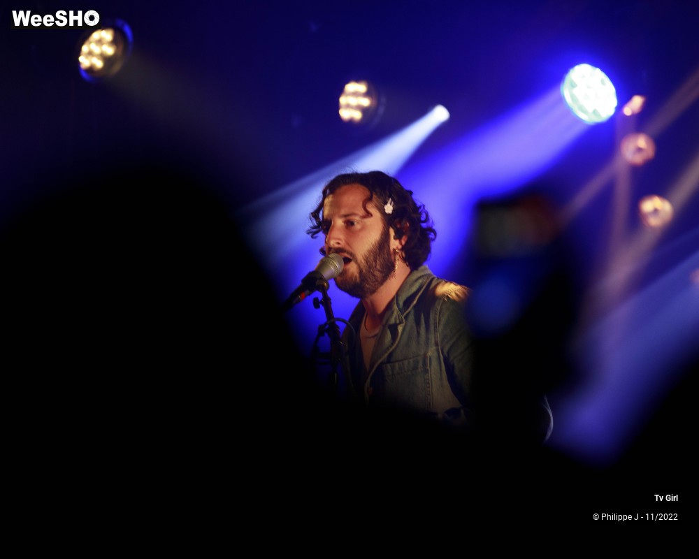 20/20 photos du spectacle Tv Girl