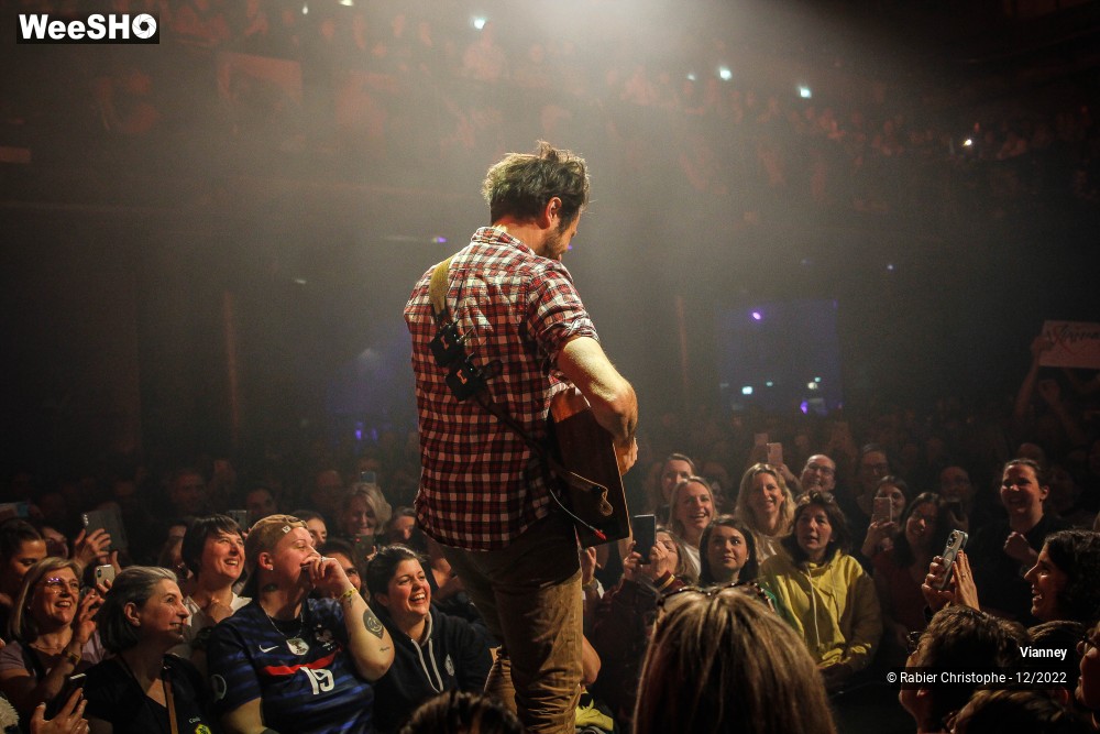 21/74 photos du spectacle Vianney