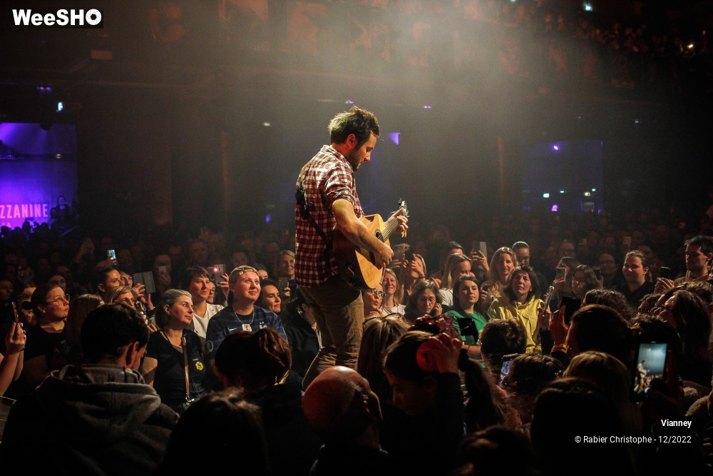 25/74 photos du spectacle Vianney