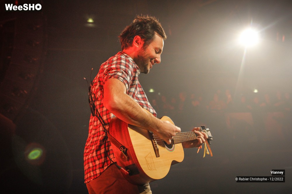 36/74 photos du spectacle Vianney