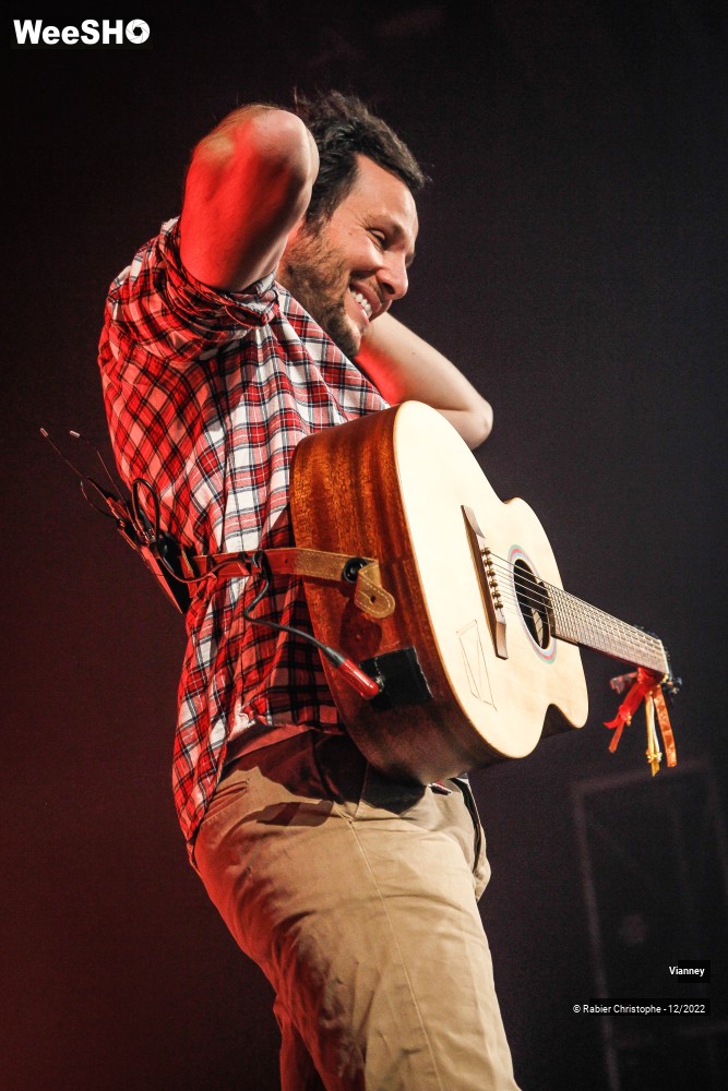 43/74 photos du spectacle Vianney