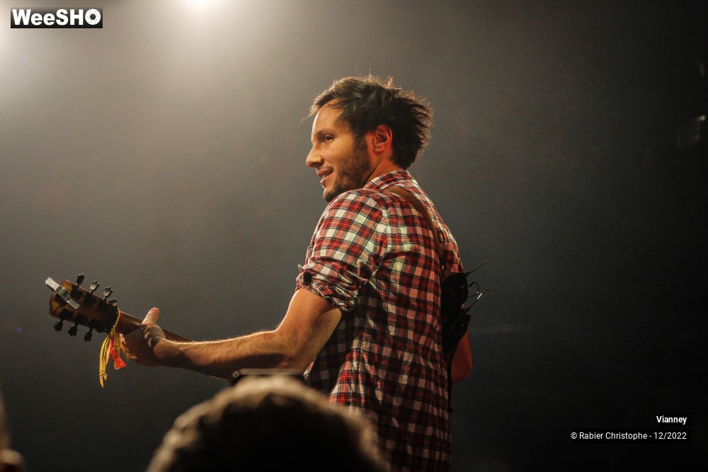 52/74 photos du spectacle Vianney