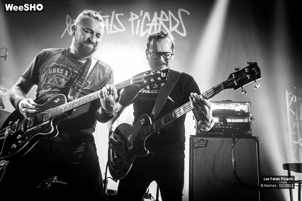 12/67 photos du spectacle Les Fatals Picards