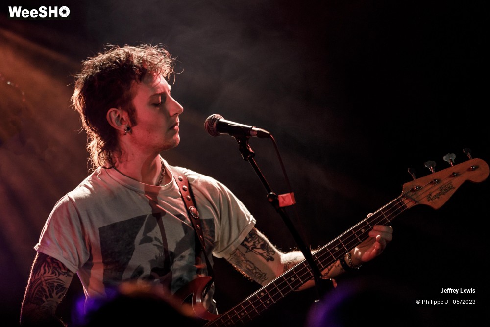 20/23 photos du spectacle Jeffrey Lewis & The Voltage