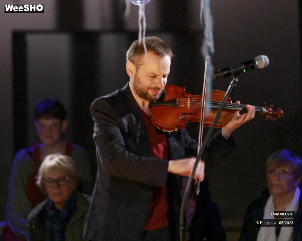 9/20 photos du spectacle Tony Melvil