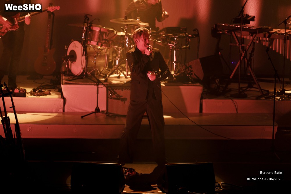 13/14 photos du spectacle Bertrand Belin