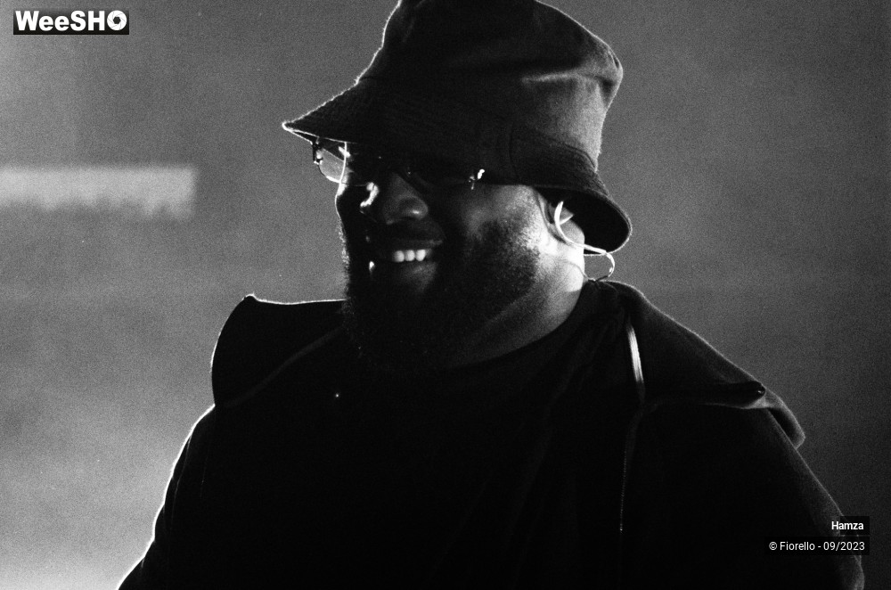 18/31 photos du spectacle Hamza Sincèrement Tour