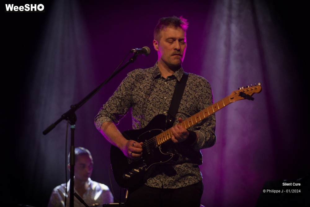 19/19 photos du spectacle Silent Cure