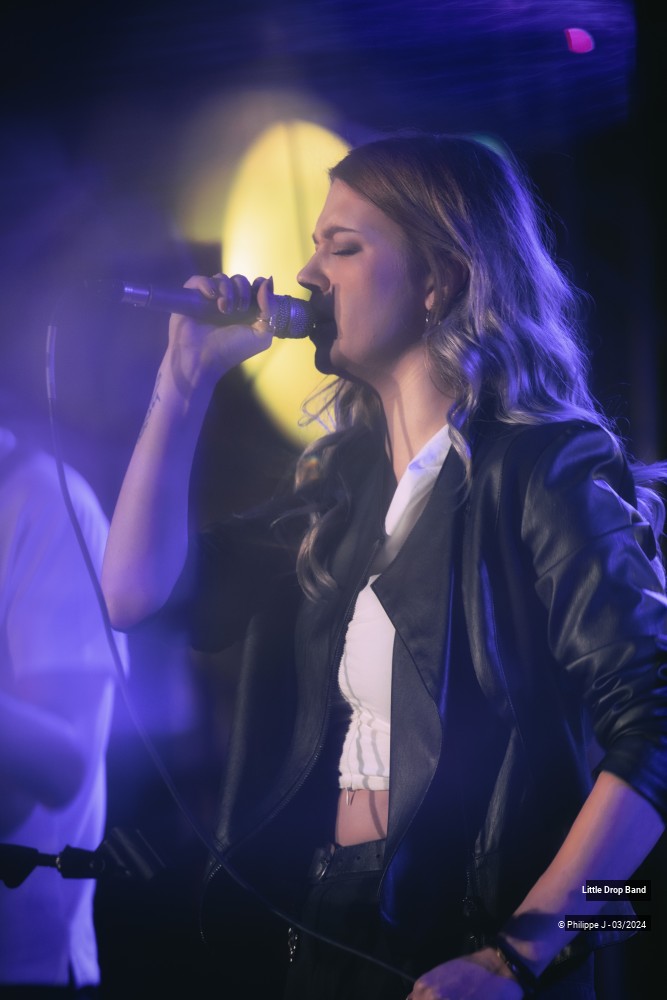 8/11 photos du spectacle Little Drop