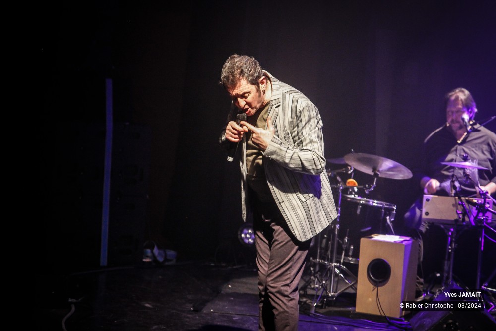 2/53 photos du spectacle Yves Jamait
