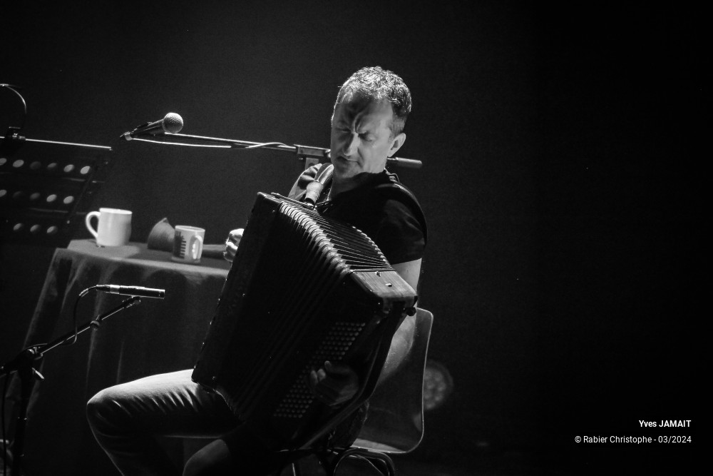 29/53 photos du spectacle Yves Jamait
