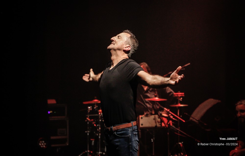 52/53 photos du spectacle Yves Jamait