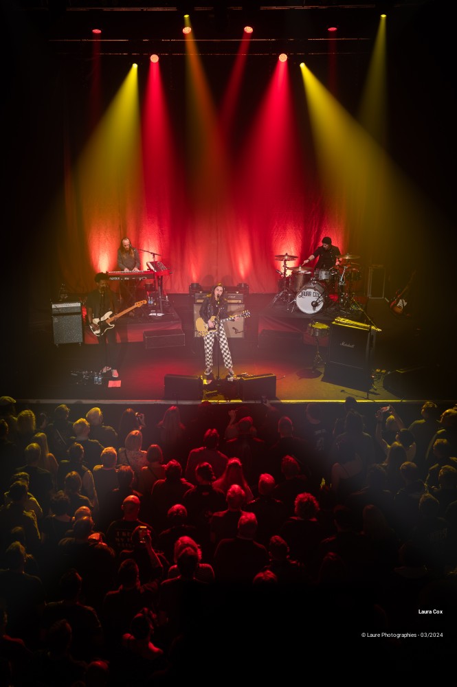 7/13 photos du spectacle Laura Cox