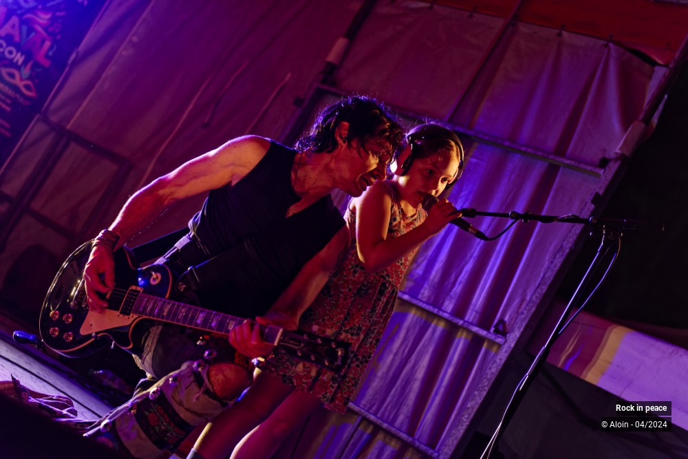 25/26 photos du spectacle Rock in peace