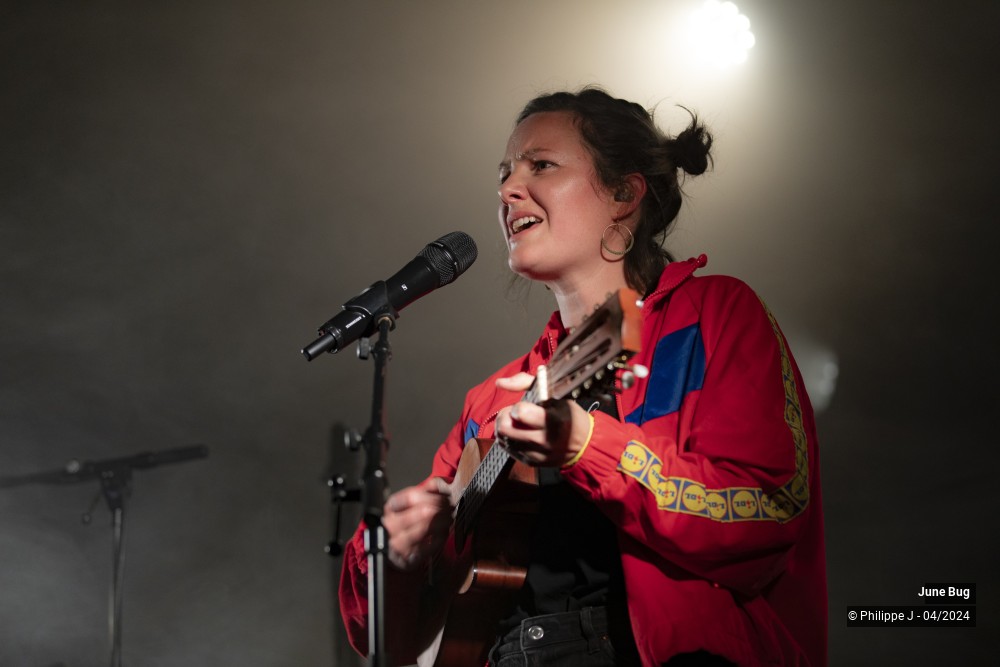 6/9 photos du spectacle June Bug