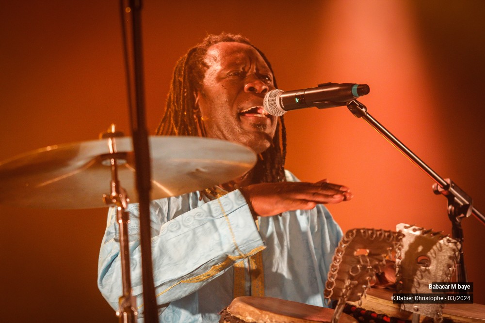 12/27 photos du spectacle Babacar Mbaye