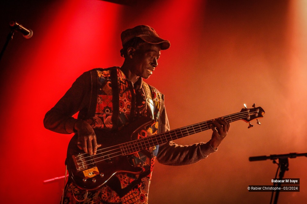 24/27 photos du spectacle Babacar Mbaye
