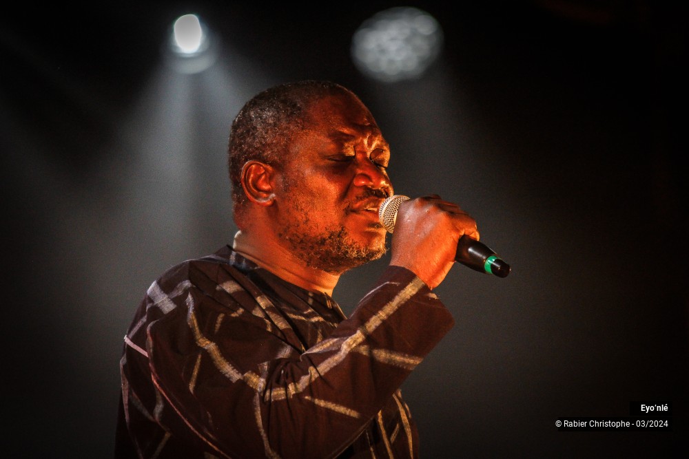 17/24 photos du spectacle Eyo’nlé