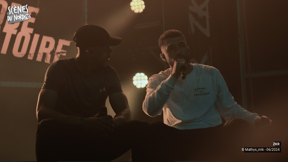 16/16 photos du spectacle ZKR sur la place de Roubaix
