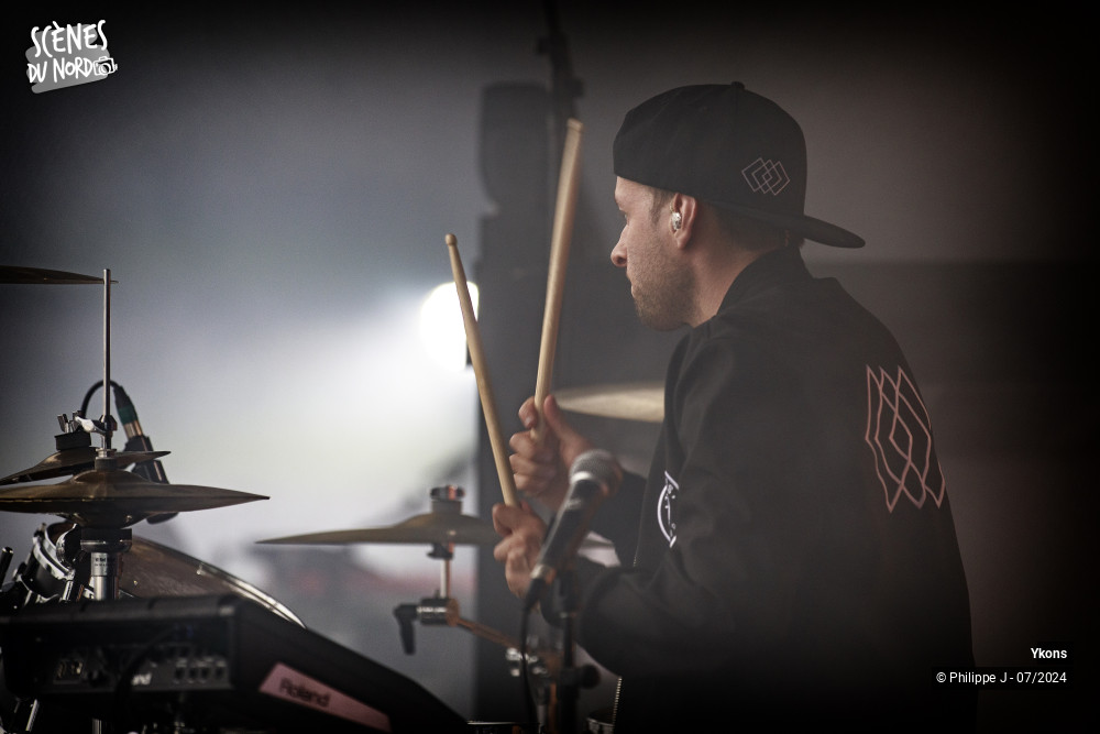 17/19 photos du spectacle Ykons