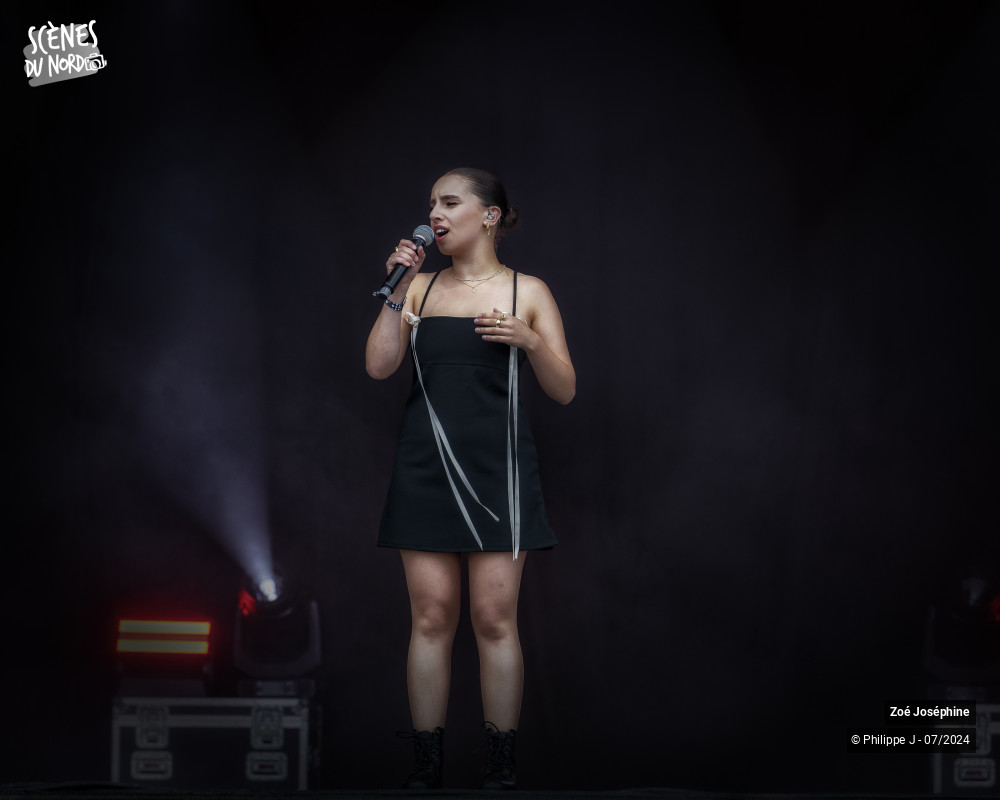 2/12 photos du spectacle Zoé Joséphine