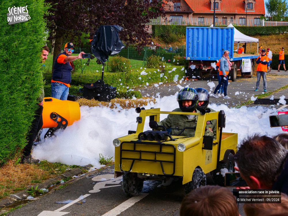 6/17 photos du spectacle Course caisses à savon