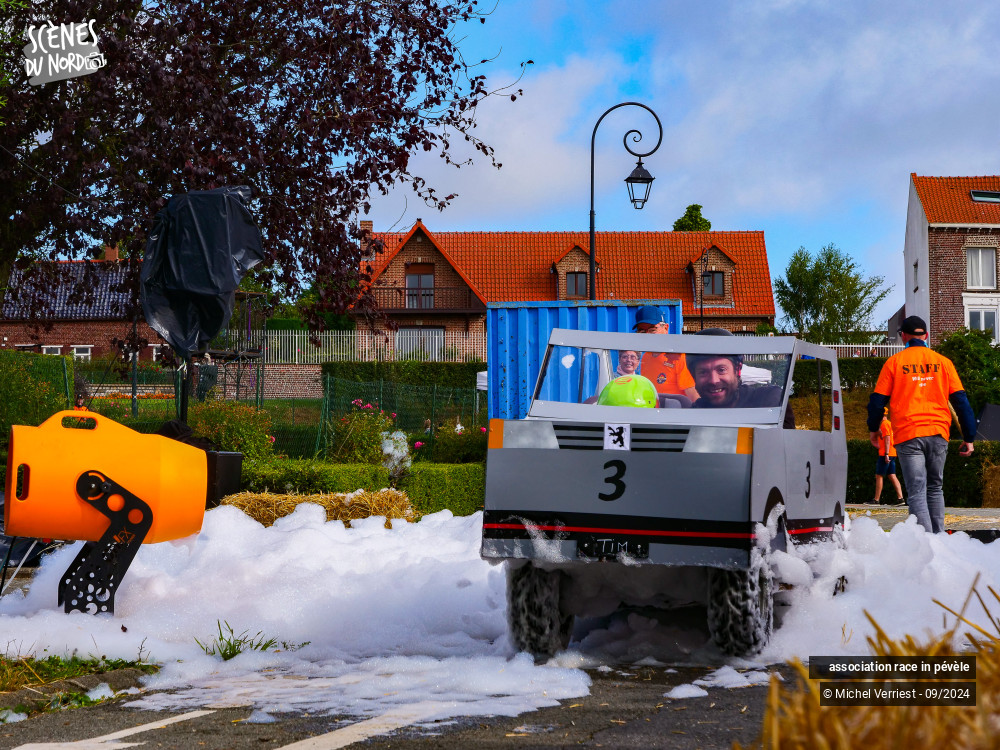 8/17 photos du spectacle Course caisses à savon