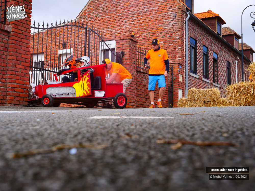 12/17 photos du spectacle Course caisses à savon