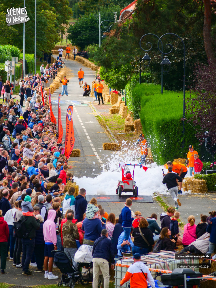16/17 photos du spectacle Course caisses à savon