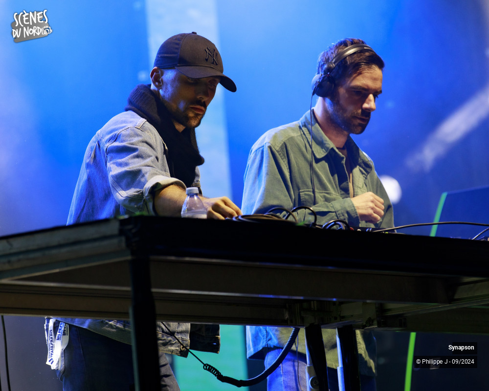 14/19 photos du spectacle Synapson