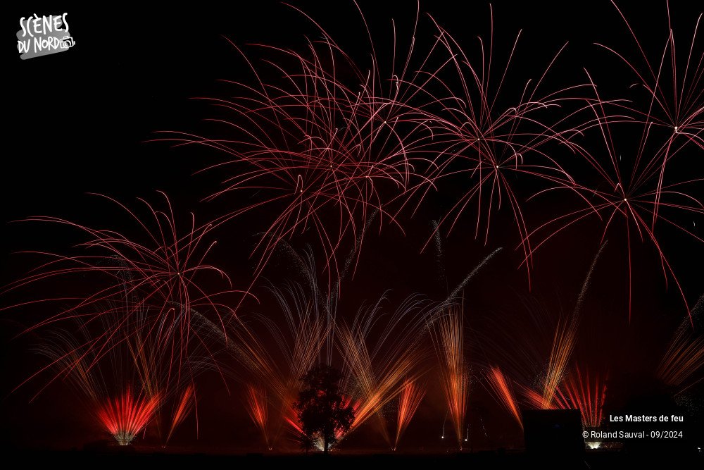 8/20 photos du spectacle Les Masters de Feu 2024