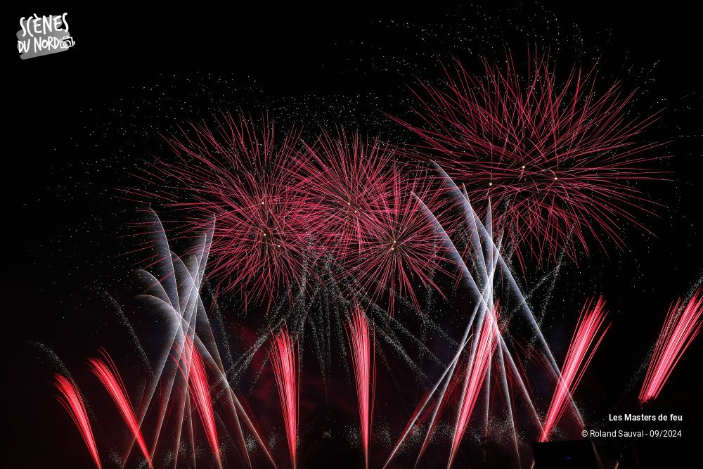 16/20 photos du spectacle Les Masters de Feu 2024