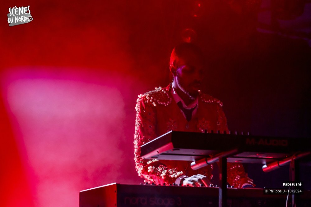 2/15 photos du spectacle Kabeaushé