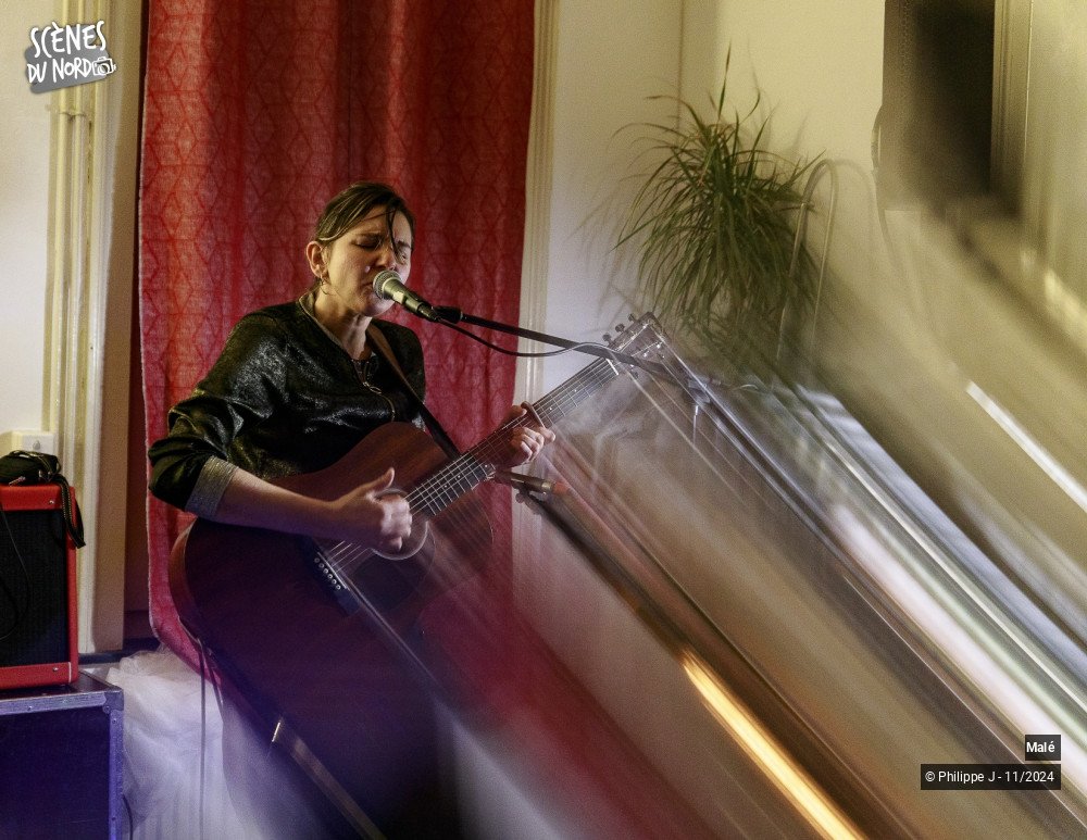 4/8 photos du spectacle Malé