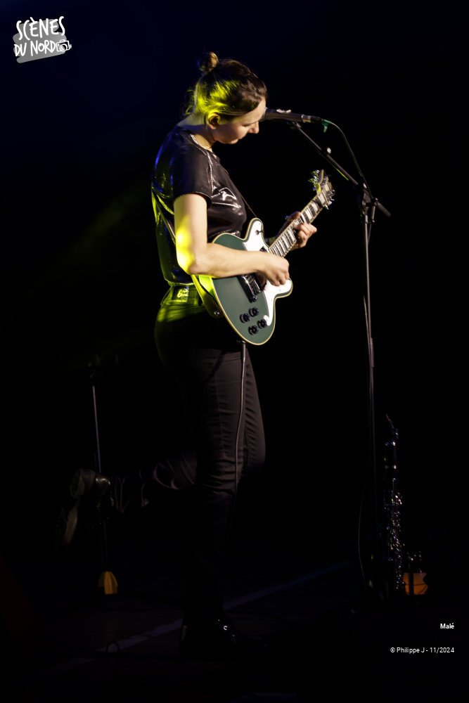 14/19 photos du spectacle Malé