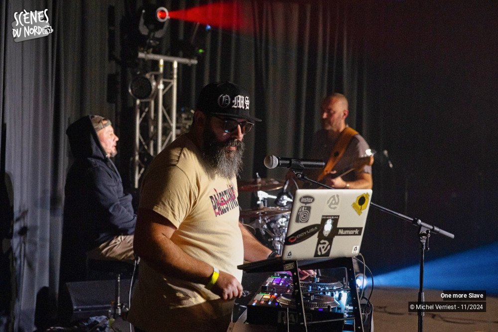 4/20 photos du spectacle One more slave