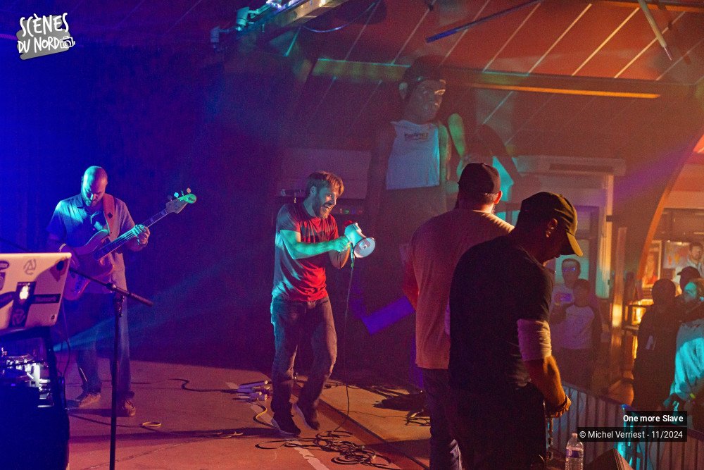 7/20 photos du spectacle One more slave