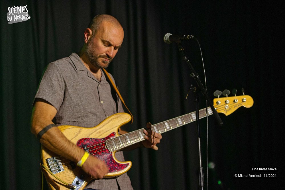 15/20 photos du spectacle One more slave