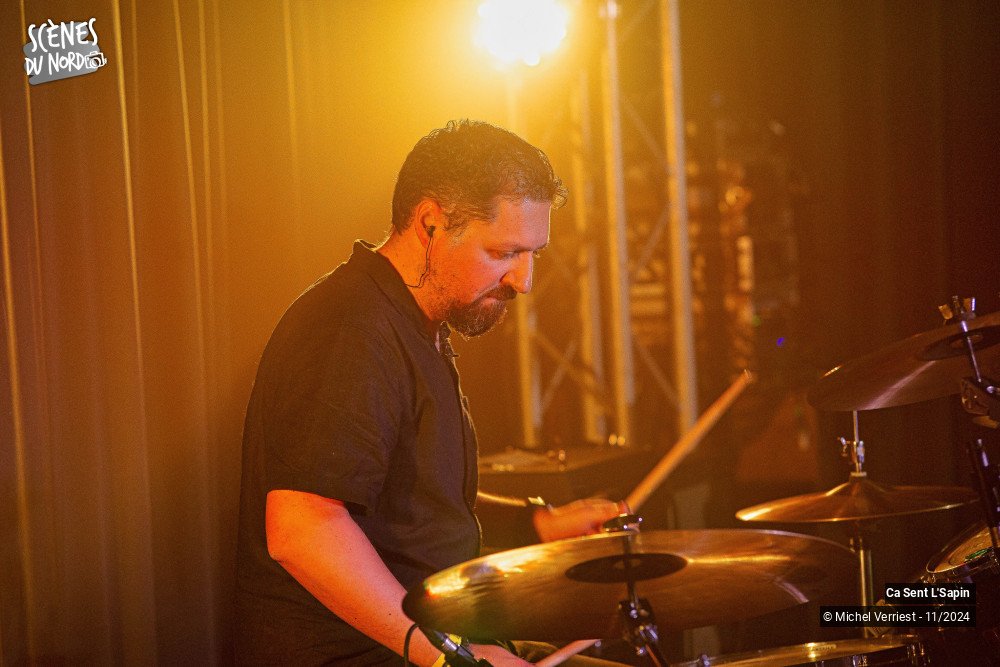 19/19 photos du spectacle ça sent l'sapin