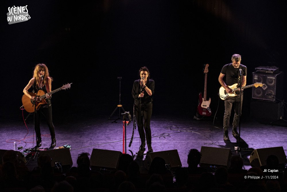 3/12 photos du spectacle Jil Caplan